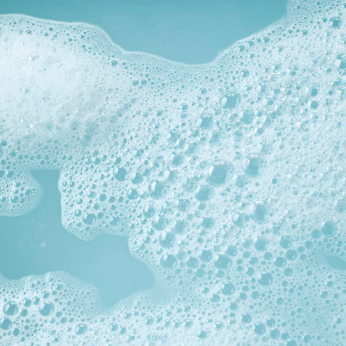 Bubbly blue water after Lush&